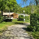 L Eden Road Kemp Castellane