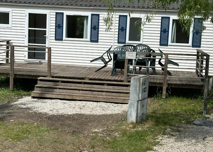 L Eden Road * Castellane