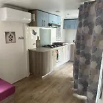 Camping L Eden Road *