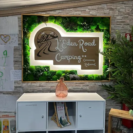 L Eden Road * Castellane