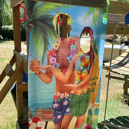 Camping L Eden Road