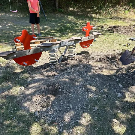Camping L Eden Road