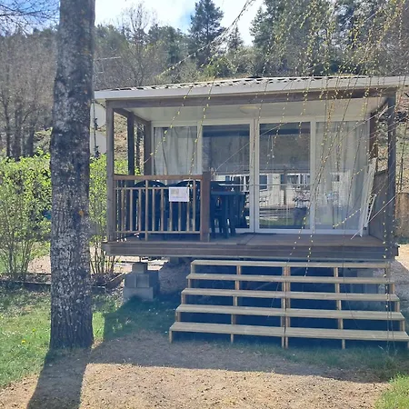 L Eden Road * Castellane